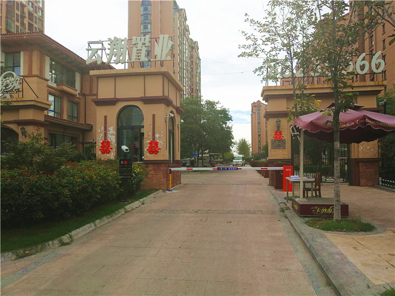 膠州市卡納源筑小區車牌識別系統